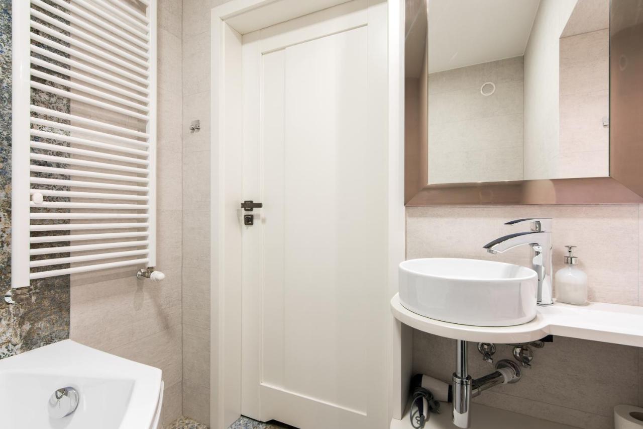 קרקוב Luxury Apartments Old Town Topolowa מראה חיצוני תמונה